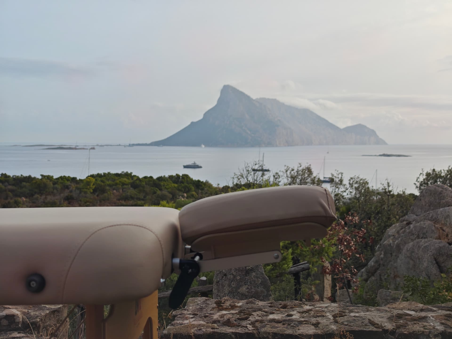 Lettino davanti all'isola di Tavolara